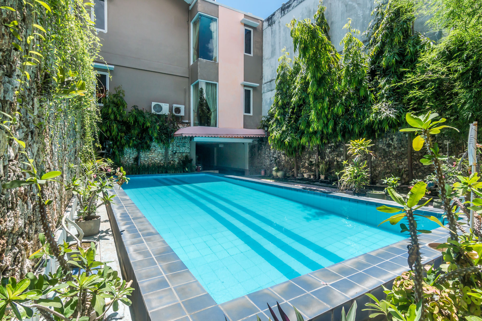 Hotel Zen Bypass Ngurah Rai 2