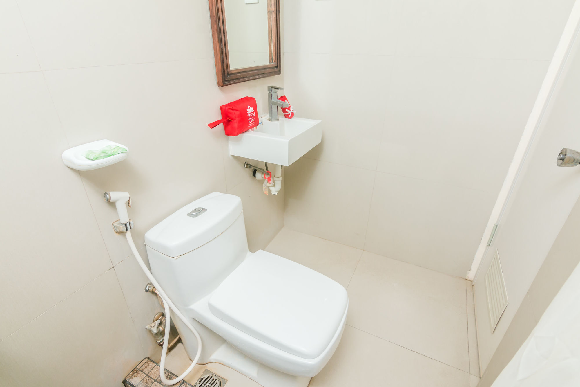 Hotel Zen Bypass Ngurah Rai 2 Sanur (Bali)